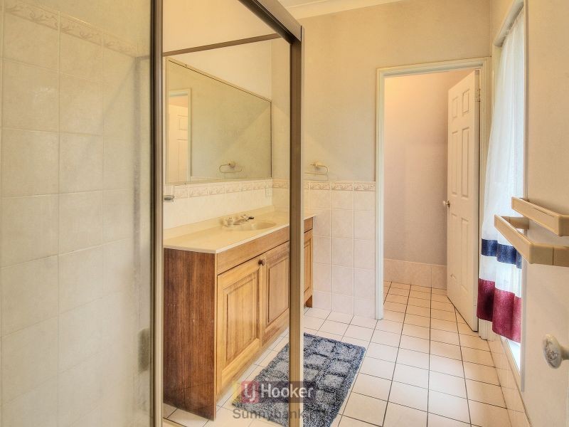 1 Violet Place, Calamvale QLD 4116