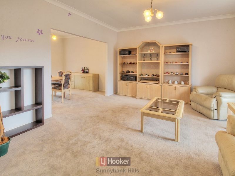 1 Violet Place, Calamvale QLD 4116