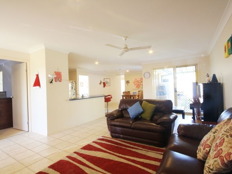 7 Kennedy Cr, Acacia Ridge QLD 4110