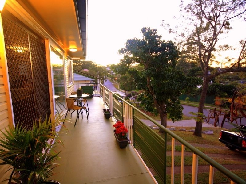 159 Chilton Street, Sunnybank Hills QLD 4109