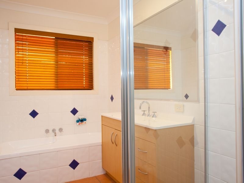 80 Golden Rain Pl, Stretton QLD 4116