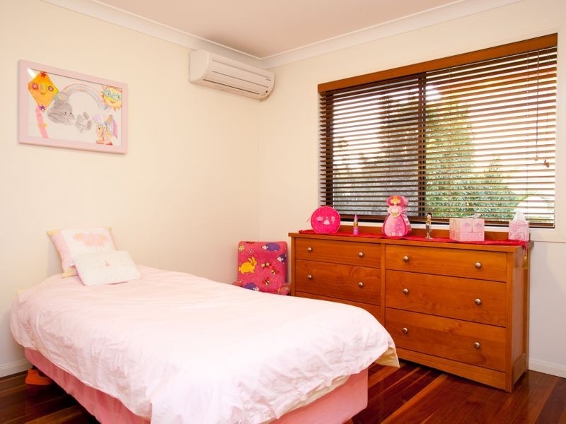 80 Golden Rain Pl, Stretton QLD 4116