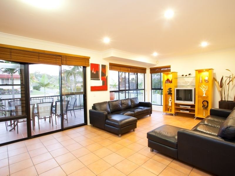 80 Golden Rain Pl, Stretton QLD 4116