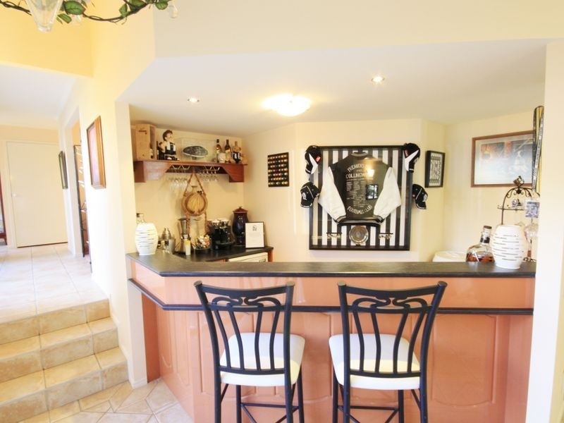 39 Lake Eyre Cr, Parkinson QLD 4115