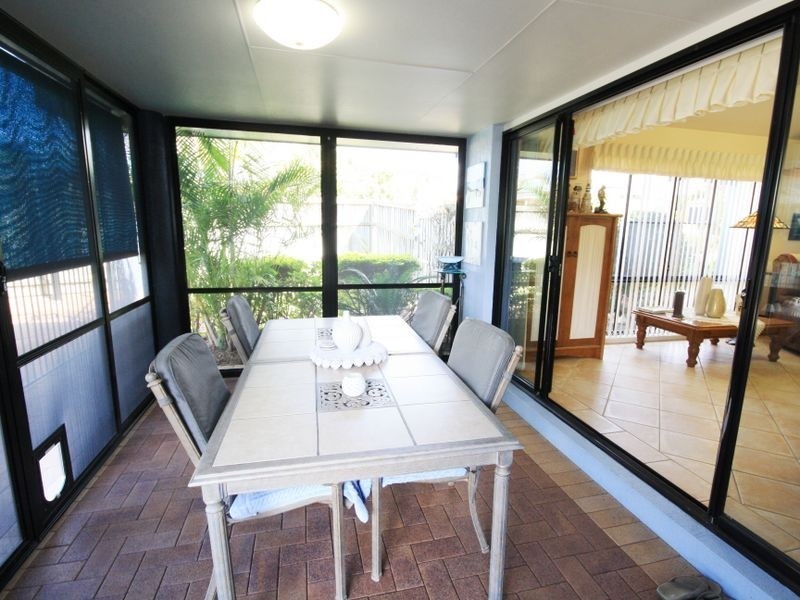 39 Lake Eyre Cr, Parkinson QLD 4115