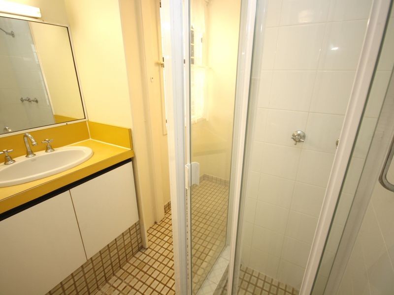 8/52 Carnaby Street, Macgregor QLD 4109