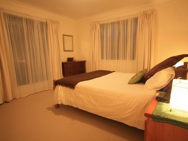 8 Tanglewood St, Runcorn QLD 4113