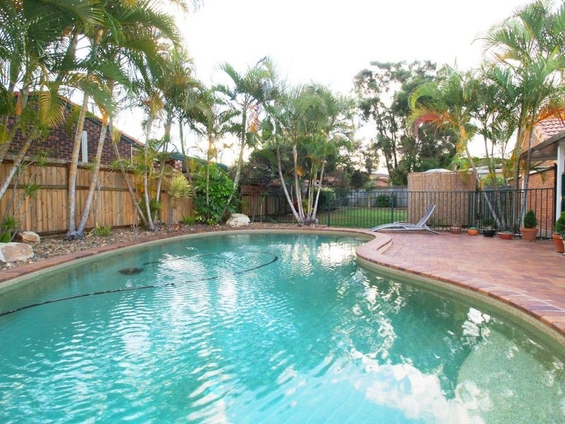 16 Hollywood Street, Runcorn QLD 4113