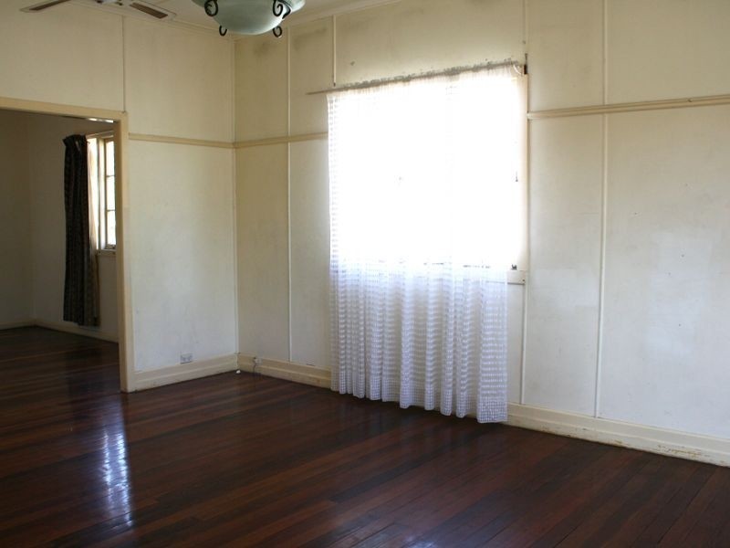 212 Douglas Rd, Salisbury QLD 4107