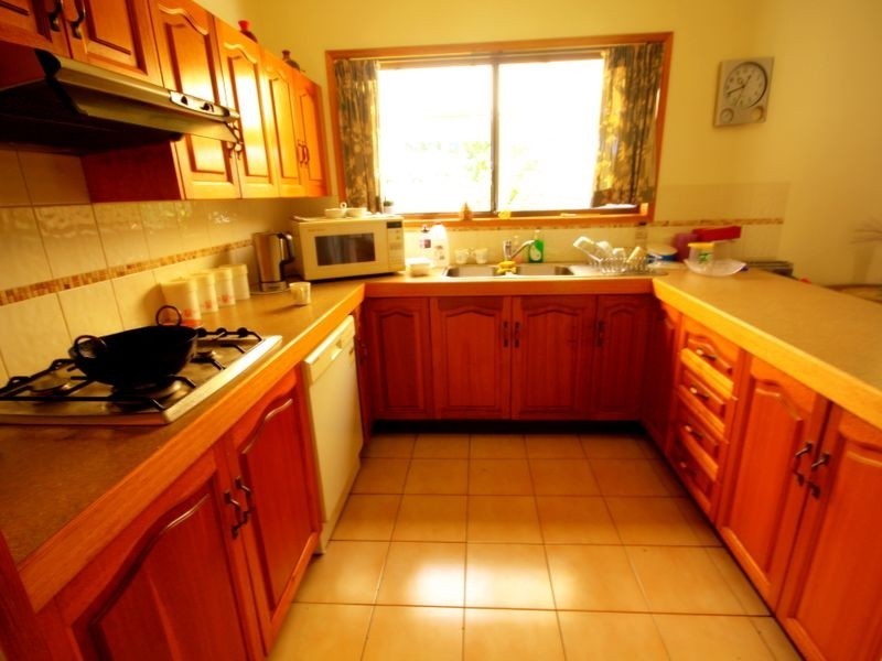 8 Bodega Court, Calamvale QLD 4116