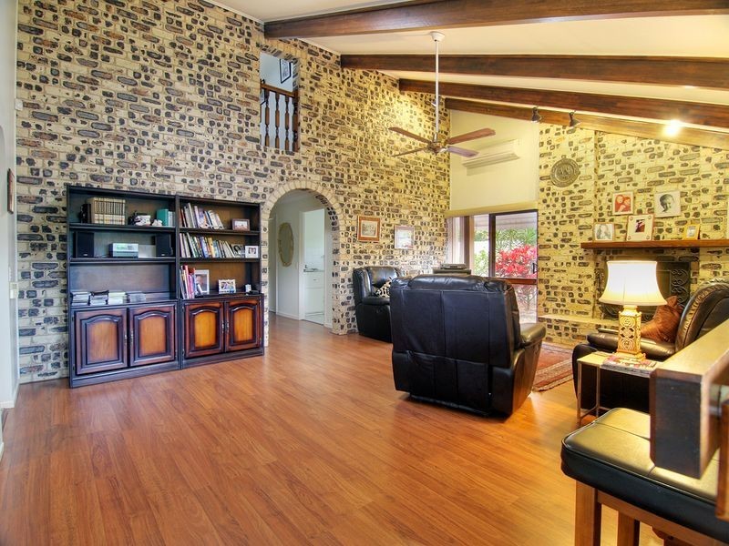 38 Veta Street, Robertson QLD 4109