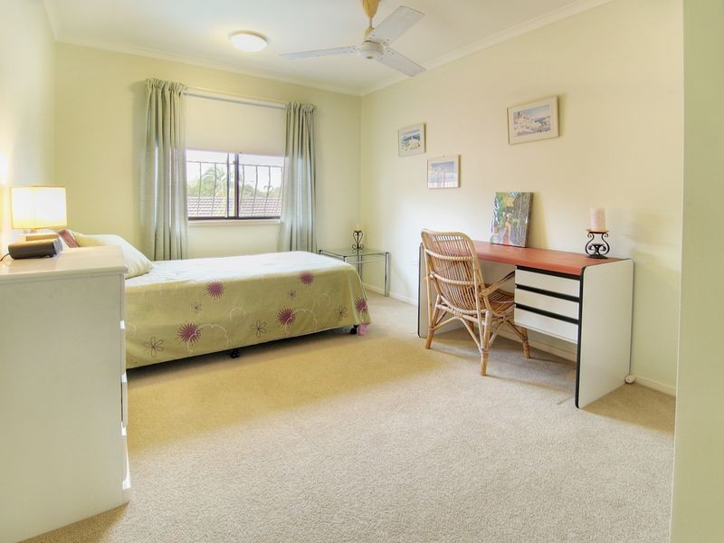 38 Veta Street, Robertson QLD 4109