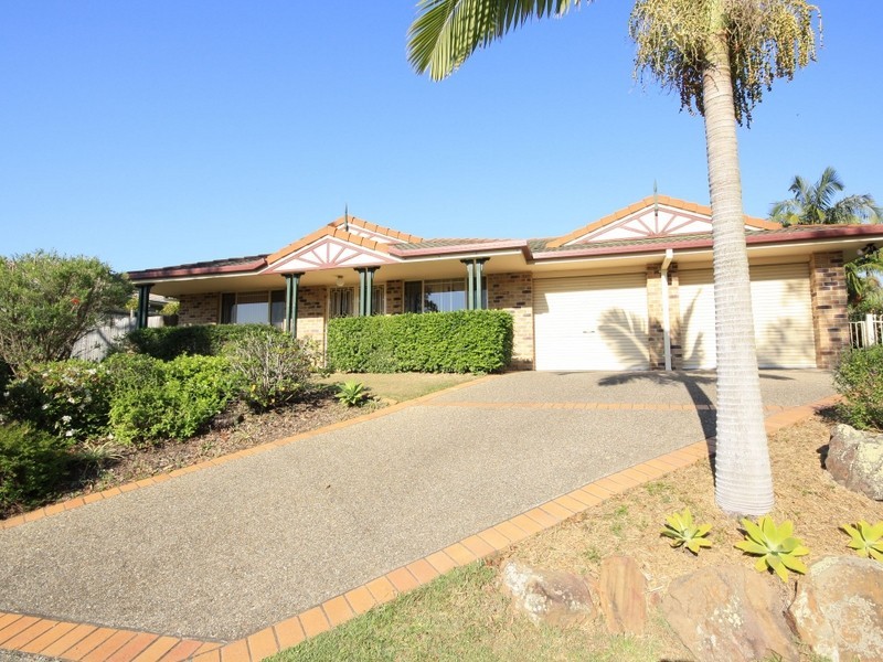 32 Lakewood Avenue, Parkinson QLD 4115