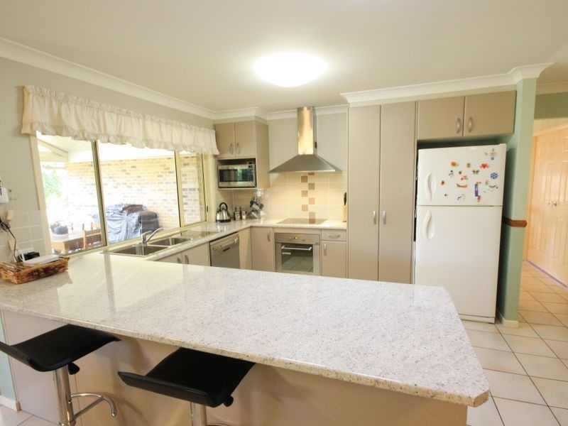 32 Lakewood Avenue, Parkinson QLD 4115