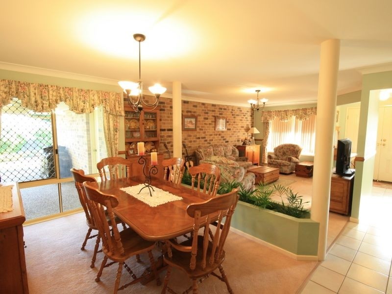 32 Lakewood Avenue, Parkinson QLD 4115