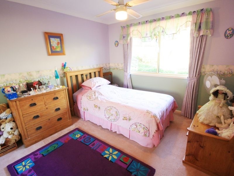 32 Lakewood Avenue, Parkinson QLD 4115