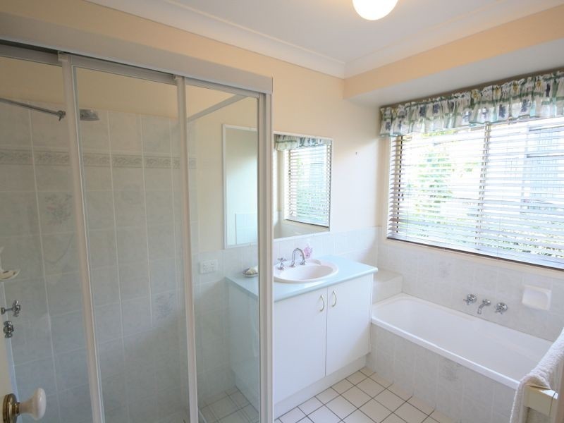 32 Lakewood Avenue, Parkinson QLD 4115