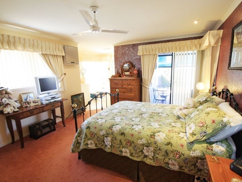 39 Lake Eyre Cr, Parkinson QLD 4115