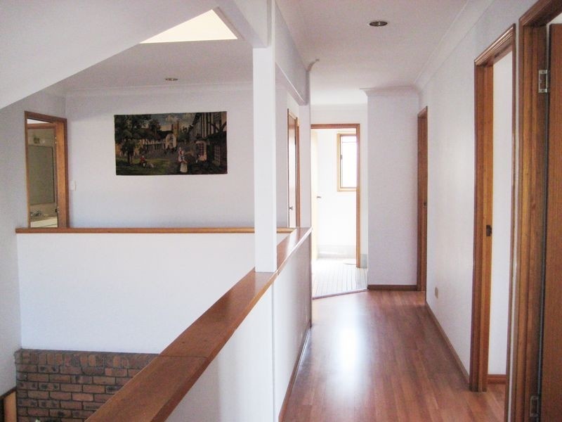 4 Hoover Court, Stretton QLD 4116