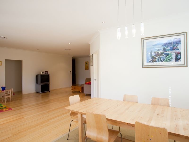 18 Pinnacle Pl, Eight Mile Plains QLD 4113