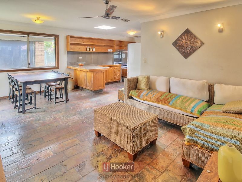 15 Westaway Street, Sunnybank Hills QLD 4109