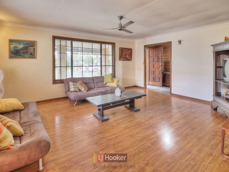 15 Westaway Street, Sunnybank Hills QLD 4109