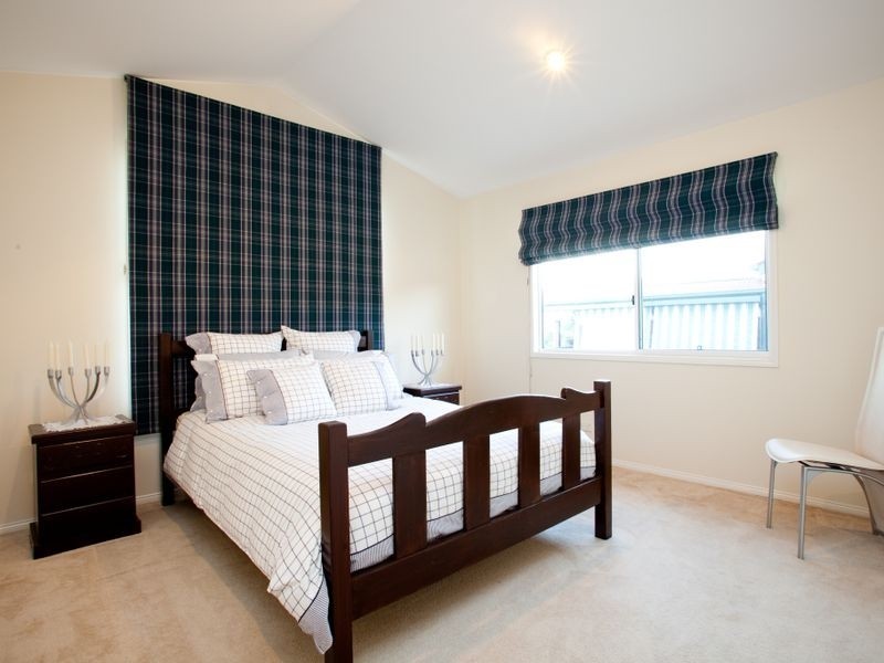 74 Michelangelo Cr, Mackenzie QLD 4156