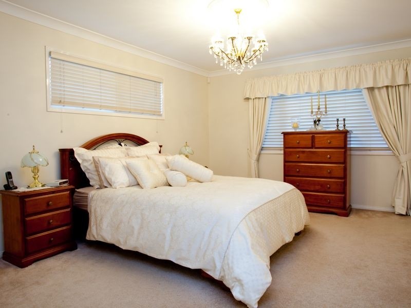 74 Michelangelo Cr, Mackenzie QLD 4156