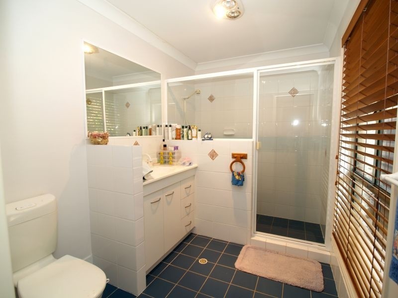 17 Bush Pea Pl, Kuraby QLD 4112