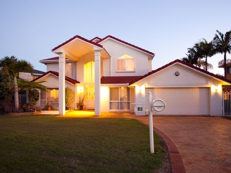 15 Manmarra Cr, Eight Mile Plains QLD 4113