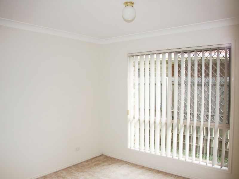 27 Paddington Crescent, Stretton QLD 4116