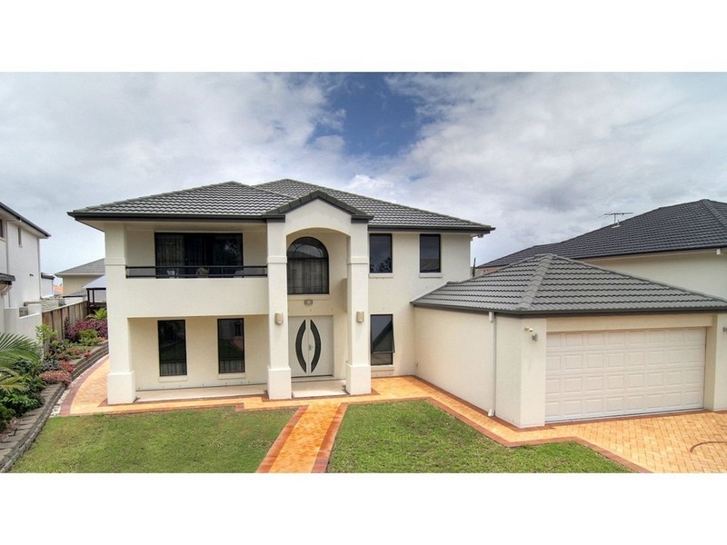 51 Willowleaf Close, Stretton QLD 4116