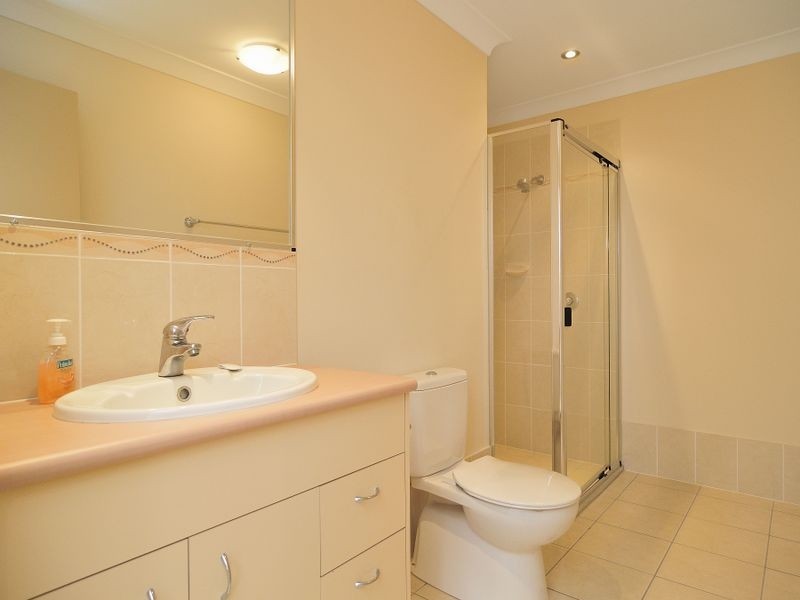 51 Willowleaf Close, Stretton QLD 4116