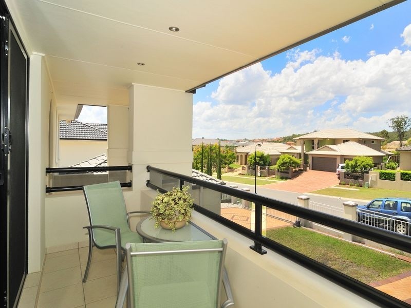 51 Willowleaf Close, Stretton QLD 4116