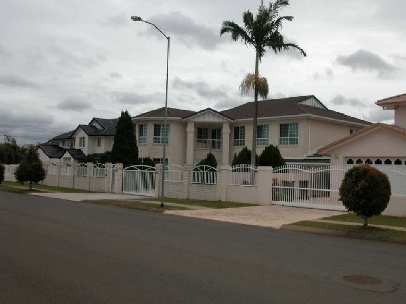 118 The Avenue, Sunnybank Hills QLD 4109