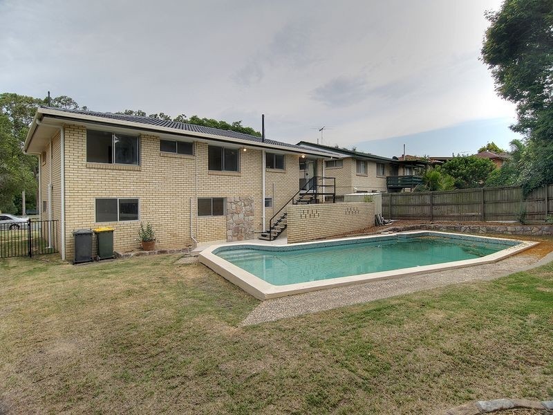 6 Turnmill Street, Macgregor QLD 4109