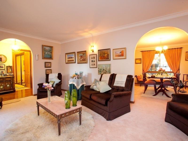 15 Eisenhower Court, Stretton QLD 4116