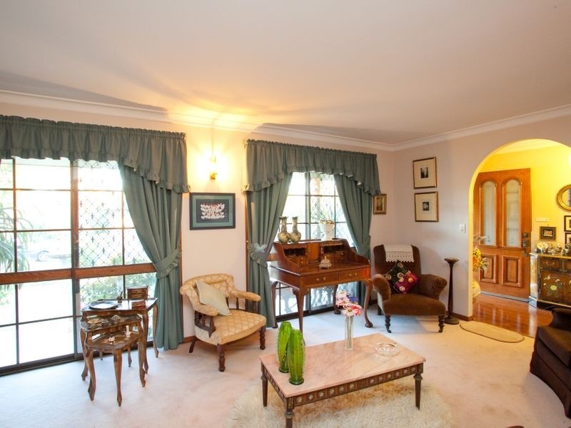 15 Eisenhower Court, Stretton QLD 4116