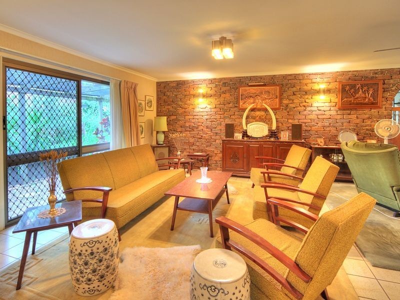 15 Petrina Street, Eight Mile Plains QLD 4113