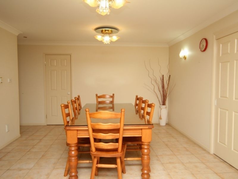 15 Bellflower Place, Calamvale QLD 4116