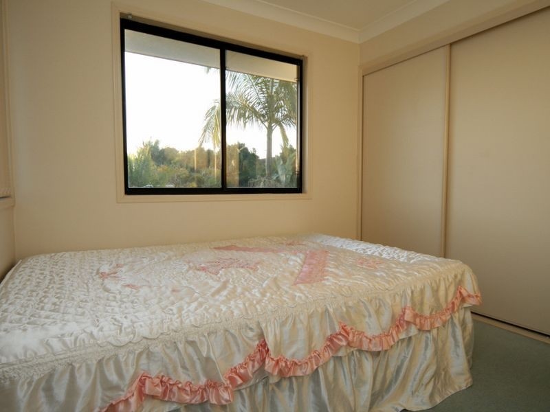 15 Bellflower Place, Calamvale QLD 4116