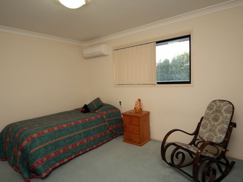 15 Bellflower Place, Calamvale QLD 4116