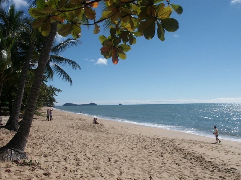 45 Vasey Esplanade, Trinity Beach QLD 4879