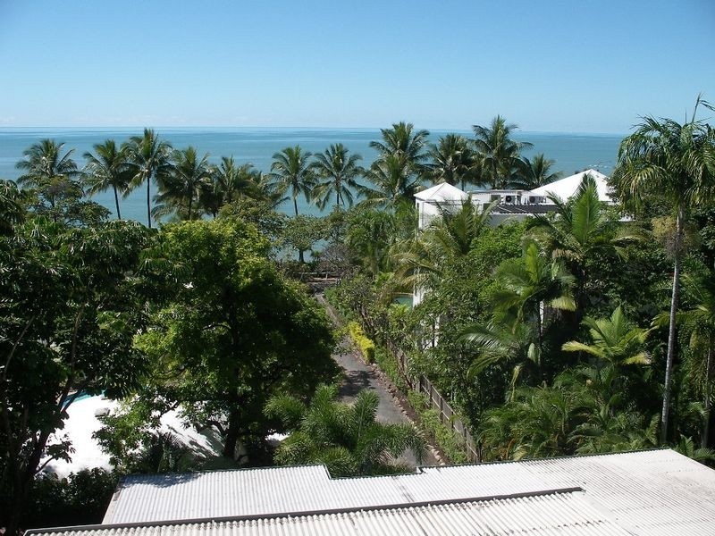 45 Vasey Esplanade, Trinity Beach QLD 4879