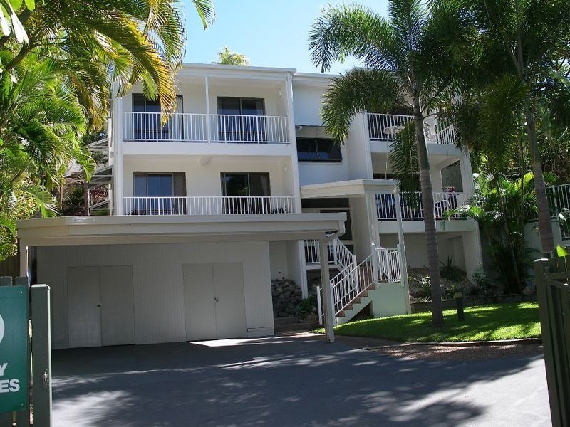 45 Vasey Esplanade, Trinity Beach QLD 4879