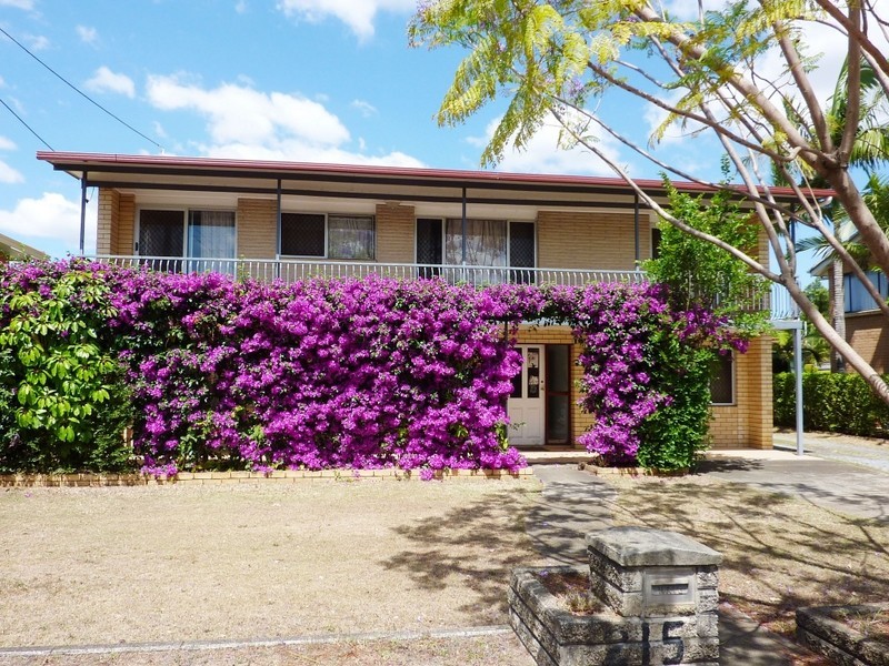 215 Mains Rd, Sunnybank QLD 4109