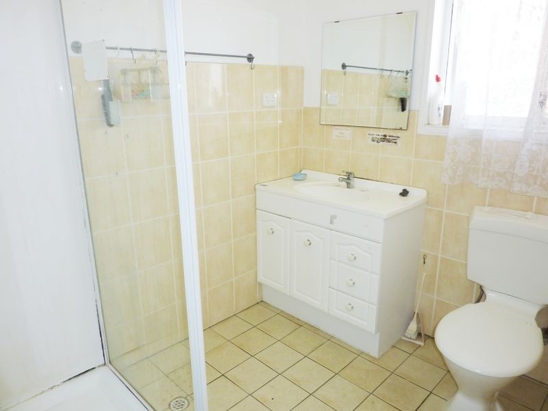 215 Mains Rd, Sunnybank QLD 4109