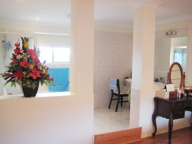 6 The Glade, Underwood QLD 4119