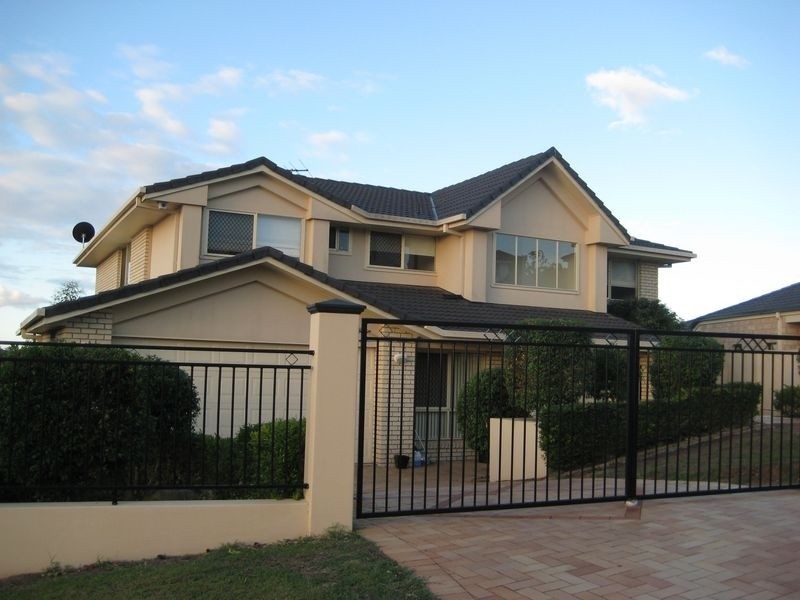 6 The Glade, Underwood QLD 4119
