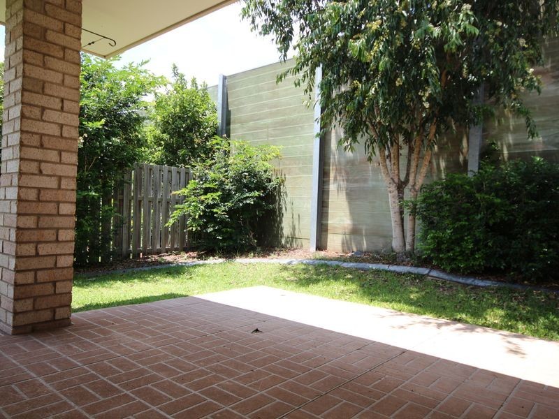10 Mapelton Circuit, Parkinson QLD 4115